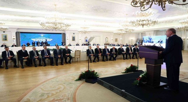 Cumhurbaşkanı Erdoğan: “Tüm başlıklarda zirveyi hedefliyoruz”