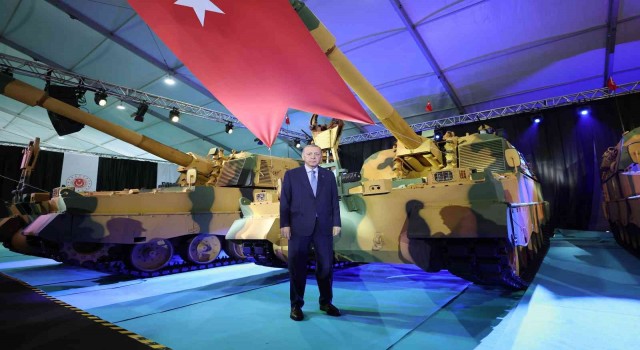 Cumhurbaşkanı Erdoğandan savunma sanayi mesajı: 2023 çok mühim gelişmelerin yaşandığı, müjdelerle dolu bir sene olacak