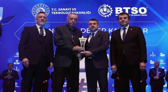Cumhurbaşkanı Recep Tayyip Erdoğandan altılı masa ve iddialara sesiz kalan iş dünyasına eleştiri