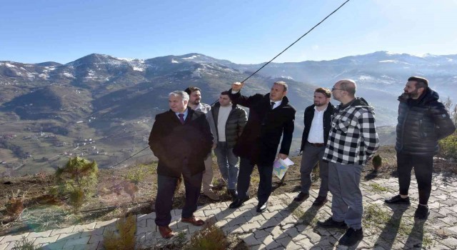 Dağların zirvesinde yatırımcılara arazi sağlamak için uğraş veriyorlar
