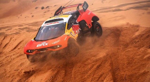 Dakar Rallisinin 10. etabını Sebastien Loeb kazandı
