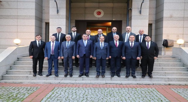 DATÜB Genel Başkanı Kassanov, Baküde ziyaretlerde bulundu