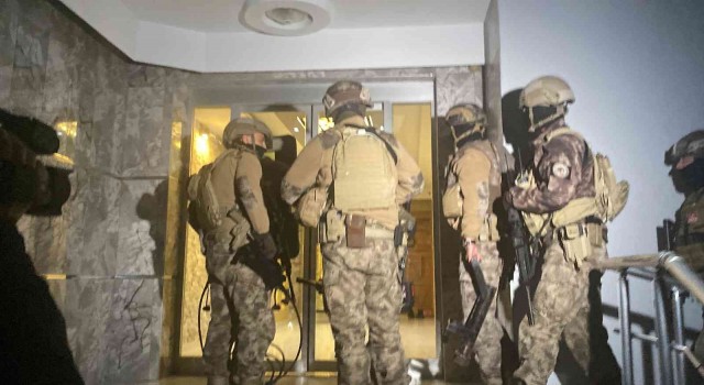 DEAŞın kasası 2 şüpheli Mersinde gözaltına alındı