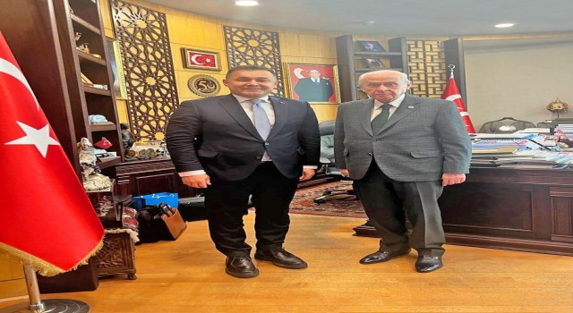 Devlet Bahçeliye Başkan Yücelden Alanya brifingi