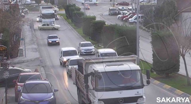 Dikkatsizlik ve kural ihlalleri beraberinde kaza getirdi