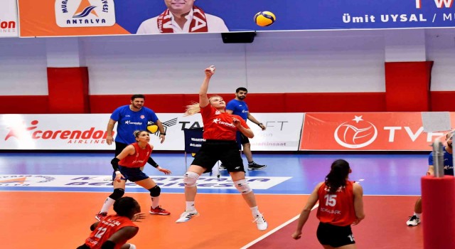 Dudekli Muratpaşa lideri gözüne kesti