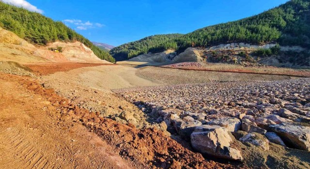 Düziçi Karacaören göletinin yüzde 70i tamamlandı