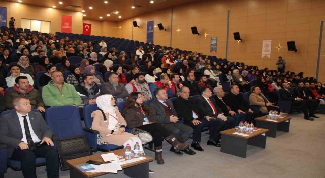 Edebiyat Kampı, Aydının ev sahipliği ile başladı