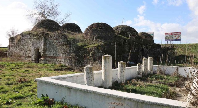 Edirnede 6 asırlık ecdat yadigârı hamam yok oluyor