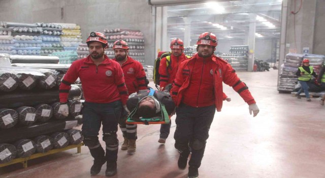 Elazığda gerçeği aratmayan deprem ve yangın tatbikatı