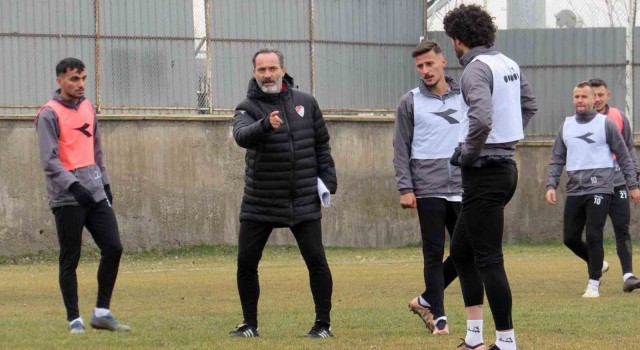 Elazığspor, Cüneyt Biçerle 9 haftada 1 galibiyet aldı