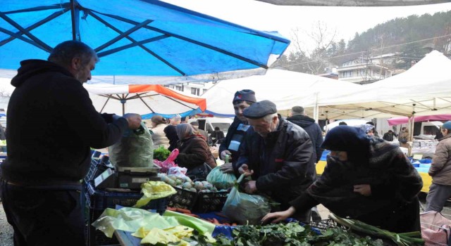 Emekli oldum dedi, tüm ürünlerini 5 liradan sattı