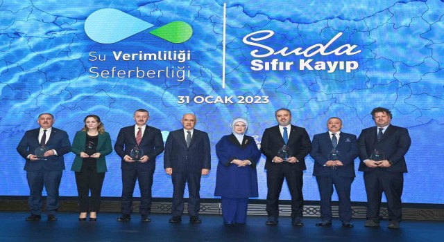 Emine Erdoğan: Su vatandır inancıyla geleceğimize birlikte sahip çıkalım