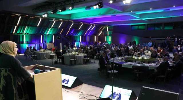 Emine Erdoğan: Türkiyenin yeni yüzyılı ideali bir gelecek yolculuğudur