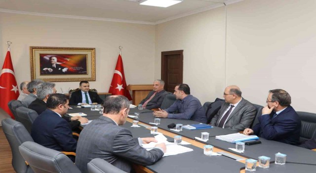 Emirdağda liselerde eğitimin kalitesinin arttırılması masaya yatırıldı
