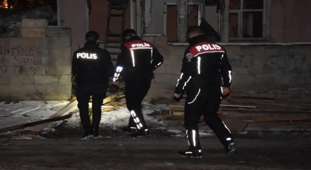 Erzincanda çeşitli suçlardan aranan 66 kişi yakalandı