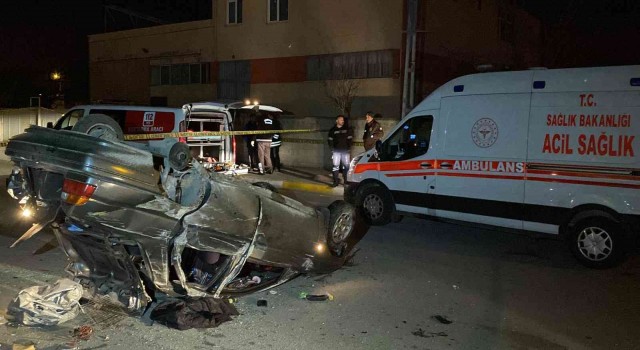 Erzincanda trafik kazası: 1 ölü, 1i ağır 2 yaralı