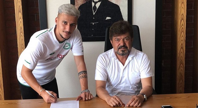 ES Elazığspor Yasakı kadrosuna kattı