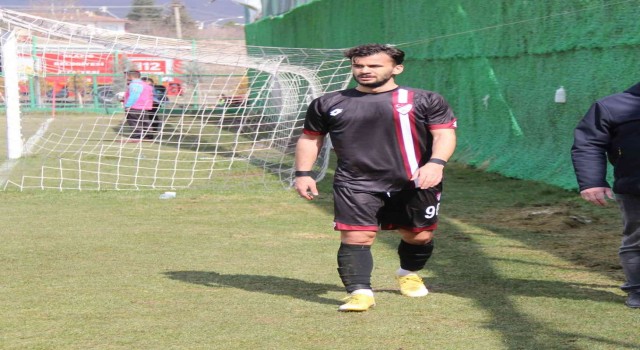 ES Elazığsporda bir isimle daha yollar ayrıldı