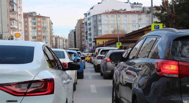 Eskişehirde araç sayısında artış sürüyor
