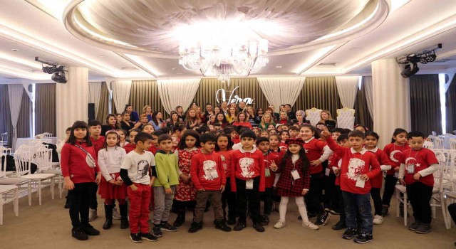 Evrensel Değerler Çocuk Müzesinde yeni yıl eğlencesi