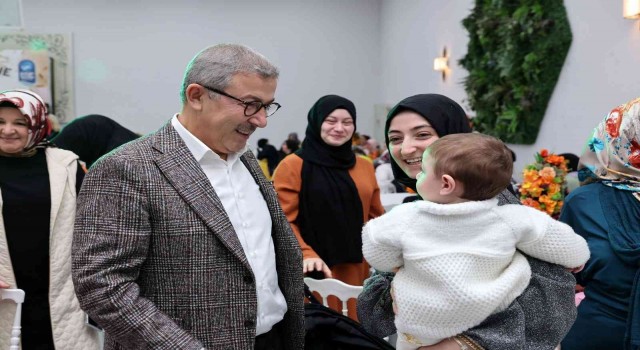 Eyüpsultanda kadınlar matinesi devam ediyor
