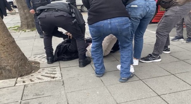 Fatihte taciz şüphelisi polis ekiplerince yakalandı