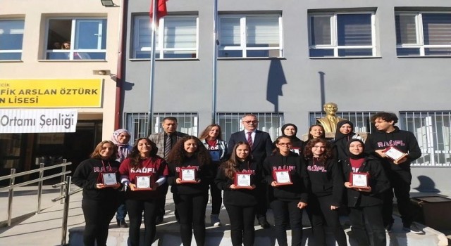 ‘Fenci Gözü dergisi ulusal ölçekte ‘Eğitimde İyi Örnek oldu