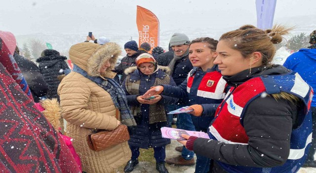 Festivalde “KADES ve En İyi Narkotik Polisi: Anne” bilgilendirmesi