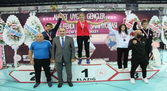 FÜ spor müsabakalarında 11inci oldu