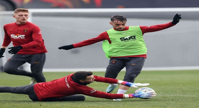 Galatasaray, Alanyaspor maçı hazırlıklarına ara vermeden başladı