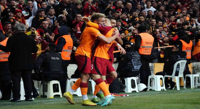 Galatasaray galibiyet serisini 8e çıkardı