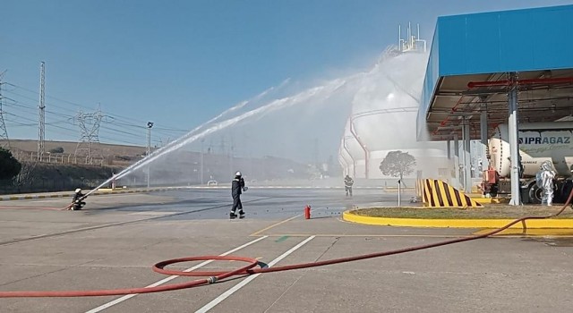 Gaz tesisinde büyük endüstriyel kaza tatbikatı