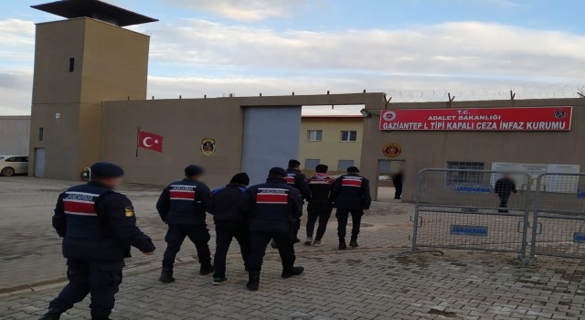 Gaziantepte aranan 37 şahıstan 27si tutuklandı