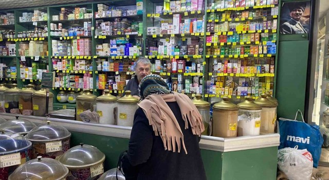Gripten kurtulmak isteyen kış çayına akın etti