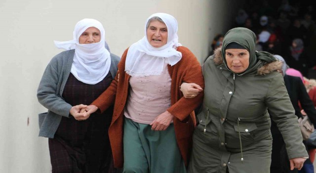 Hacire Akarın oğlu dedesinin yanına defnedildi