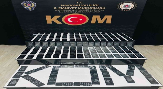 Hakkaride 230 adet cep telefonu ele geçirildi