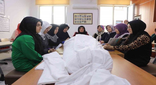 Herkes korkarken onlar meslek sahibi olmak için kursa gidiyor