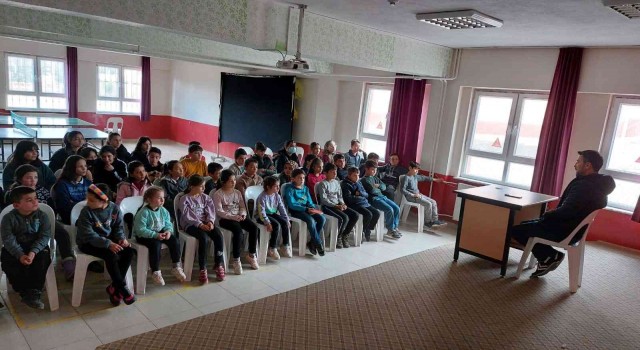 Hisarcık Karbasan Ortaokulunda meslek tanıtımı