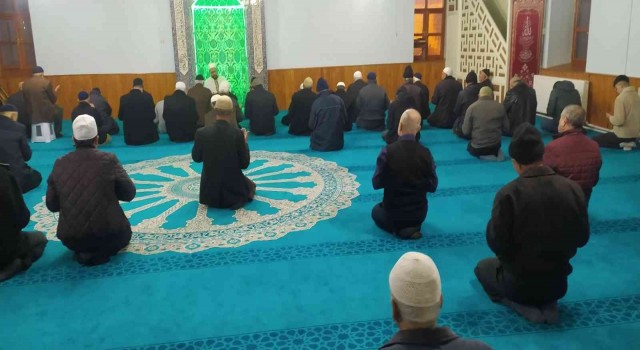 Hisarcıkta, “Sabah Namazında, Ailece Camide, Milletçe Duadayız” buluşması