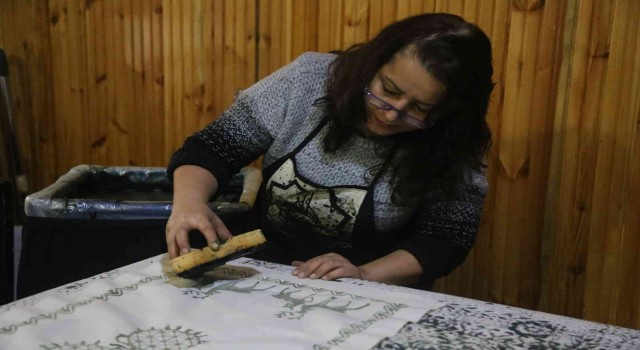 Hobi olarak başladı, coğrafi işaretli taş baskı sanatı gelir kapısı oldu