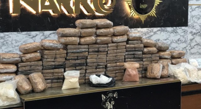 Hollandaya ekmek pişirme fırınında uyuşturucu sevkiyatı polise takıldı