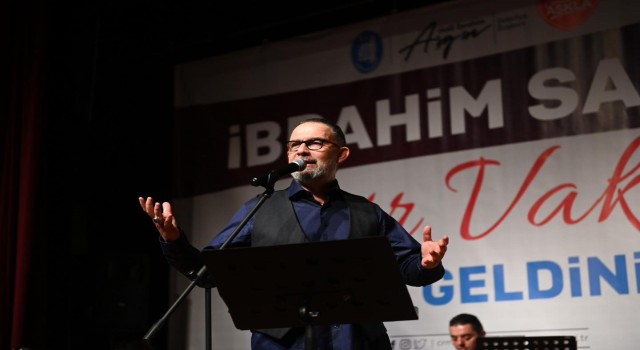 İbrahim Sadri, Çorumda sevenleriyle buluştu