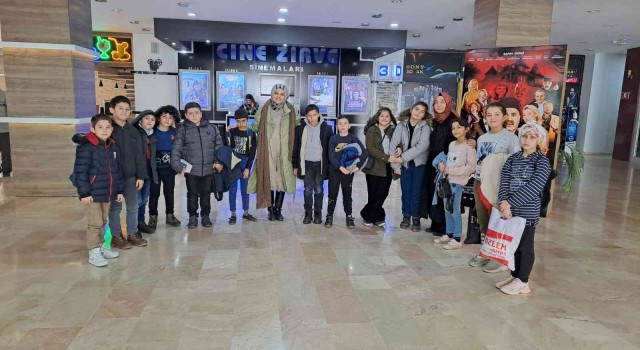 İhsangazili öğrenciler, “Rafadan Tayfa Galaktik Tayfa” animasyon filmini izledi