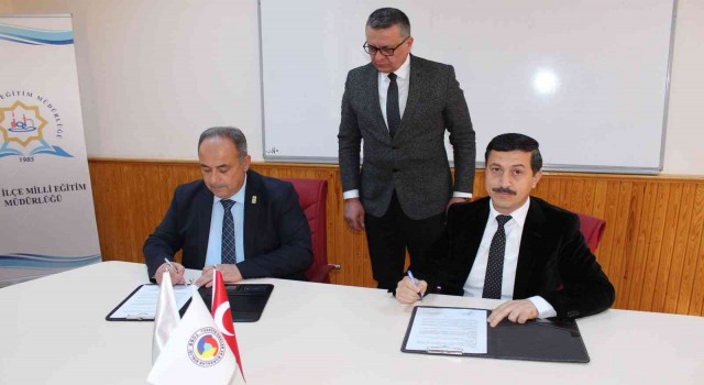 Ilgın Ticaret Borsasından Bilim ve Sanat Merkezine anlamlı destek