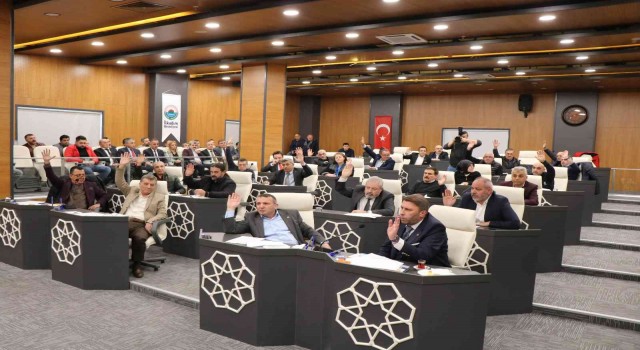 İlkadım meclisinde ‘kredi ve personel maaşı tartışması