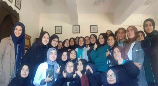 İmam hatipli gençler için Mesleki Etkinlikler” projesi gerçekleştirildi.