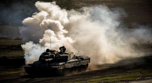 İngiltere Ukrayna'ya Challenger 2 tankları gönderecek