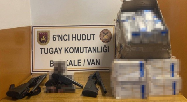 İran sınırında yakalanan atlı şahsın üzerinden 3 av tüfeği çıktı