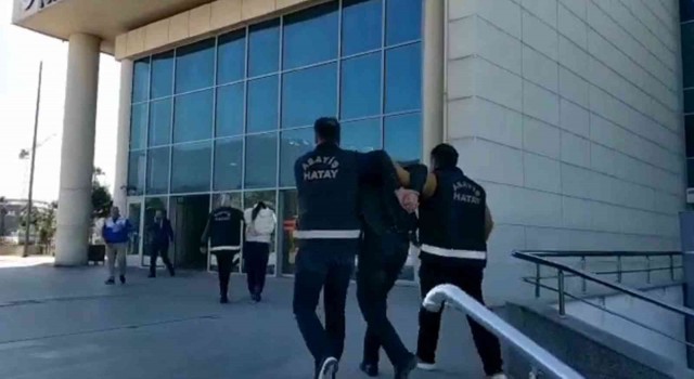 İskenderunda cep telefonu gaspçıları yakalandı